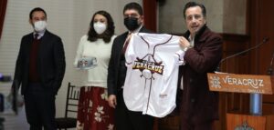 PRIMER-TORNEO-ESTATAL-DE-BÉISBOL-COPA-VERACRUZ-1-1140x544