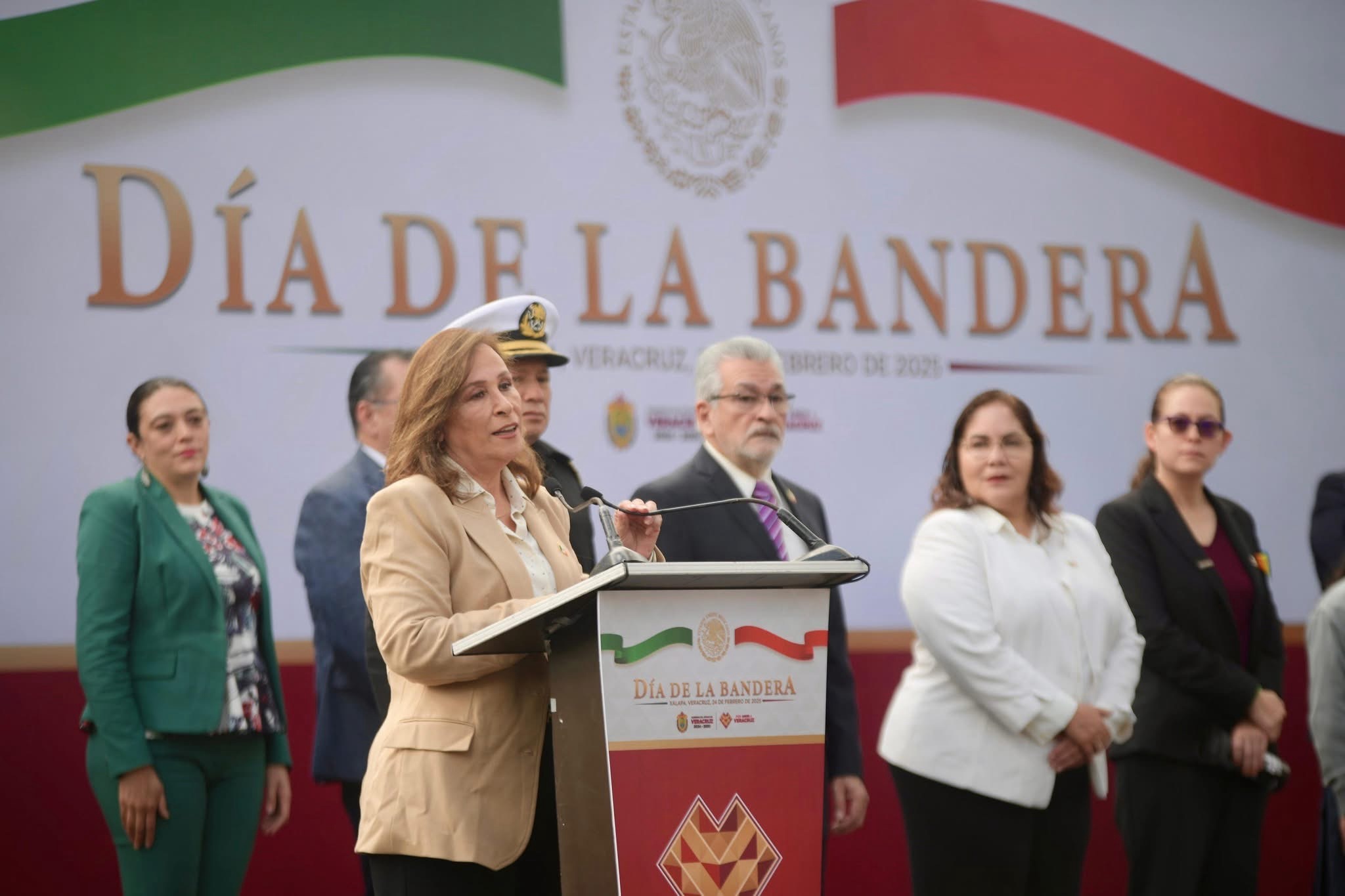 Veracruz conmemora el Día de la Bandera con ceremonia oficial
