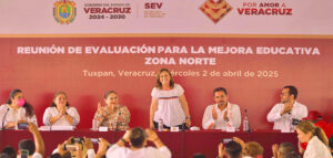 Reunion-con-docentes-Tuxpan-1