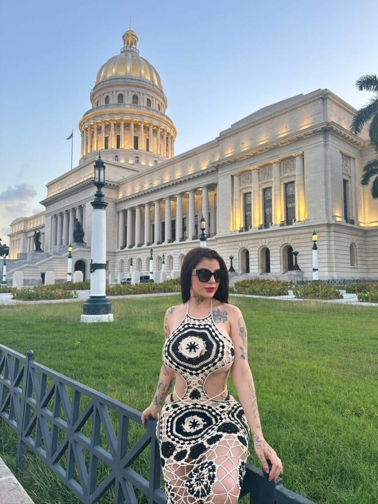 Karely Ruiz comparte su viaje a Cuba y conecta con sus seguidores